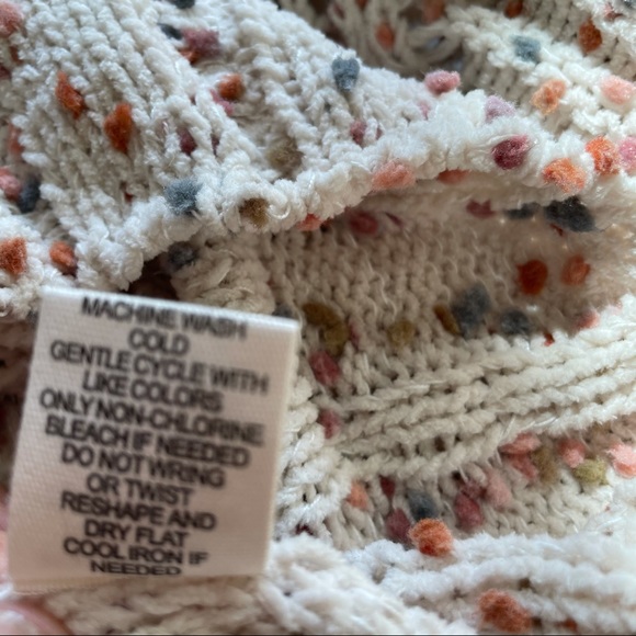 MOON & MADISON Turtle Neck Confetti Sweater sz. XS - Picture 10 of 10